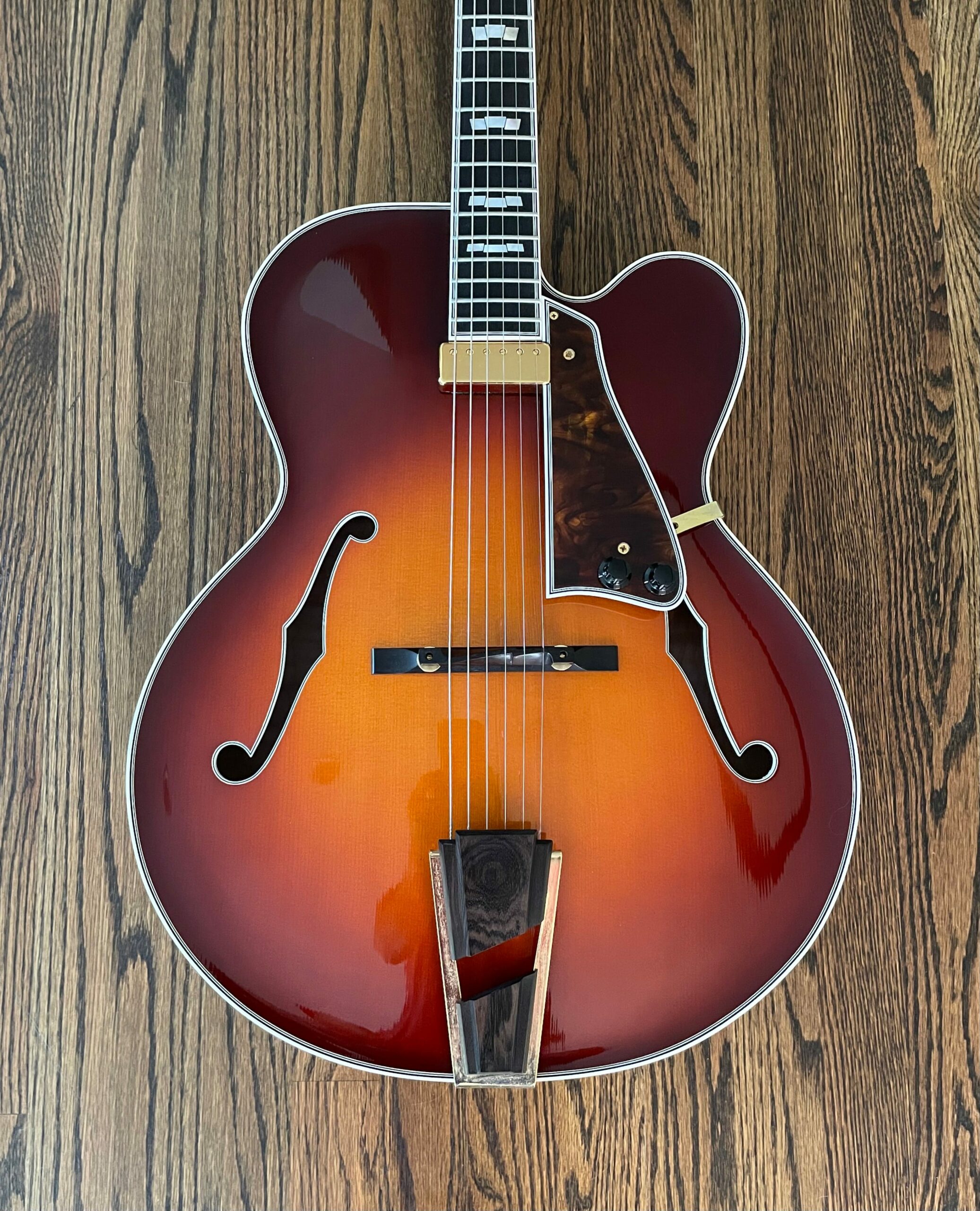 Campellone Deluxe Archtop Guitar
